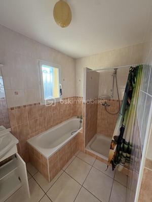 Maison - 86 m² - 4 pièces