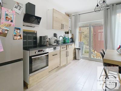 Maison - 61 m² - 3 pièces