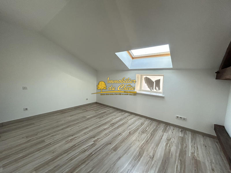 Appartement - 80 m² - 3 pièces