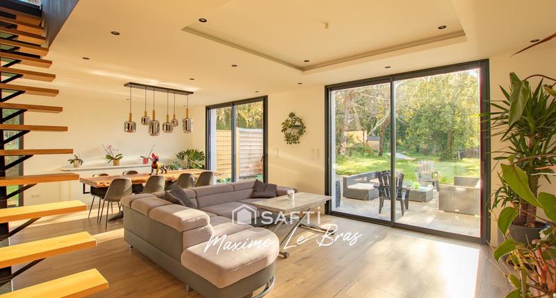 Maison - 163 m² - 6 pièces