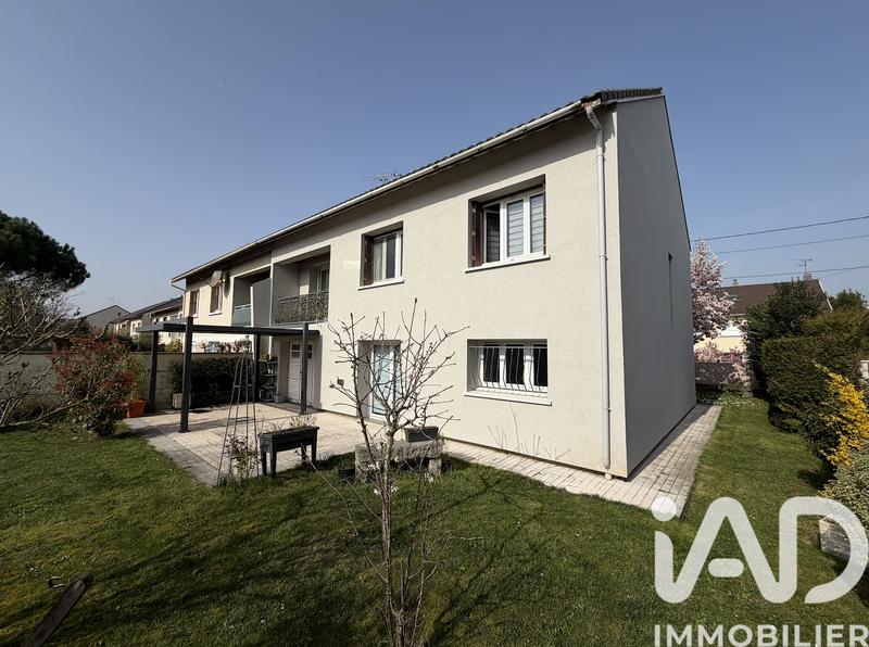 Maison - 175 m² - 8 pièces