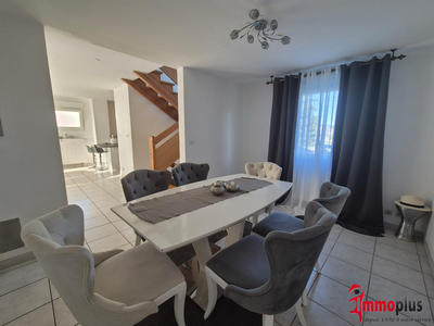 Maison - 103 m² - 5 pièces