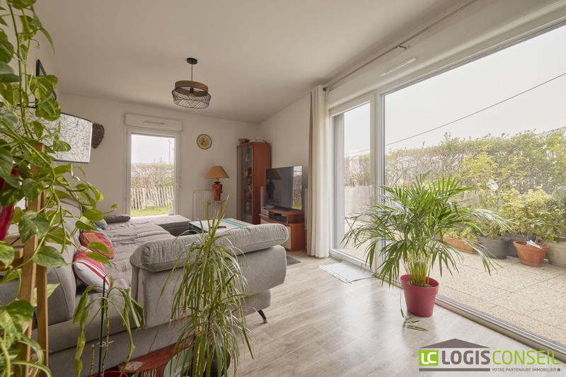 Appartement - 99 m² - 5 pièces