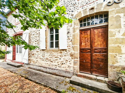 Maison - 160 m² - 4 pièces