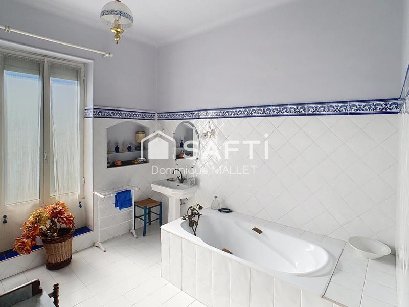 Maison - 146 m² - 6 pièces