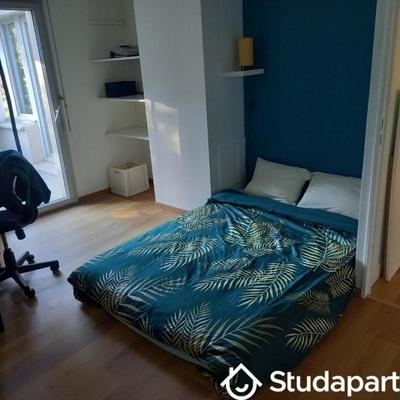 Chambre - 11 m² - 1 pièce