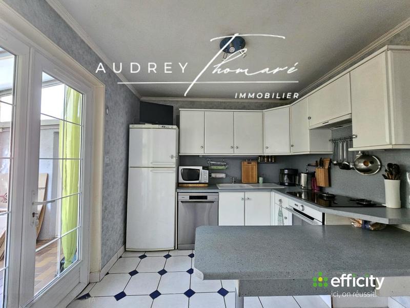 Pavillon - 94 m² - 5 pièces