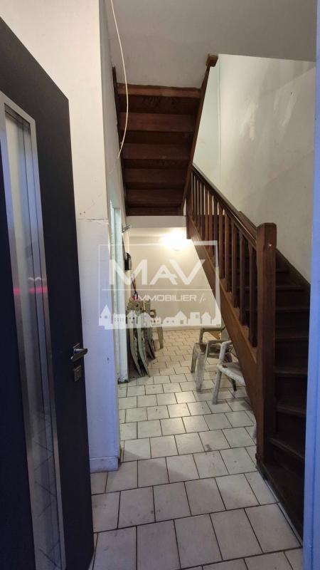 Immeuble - 205 m² - 5 pièces