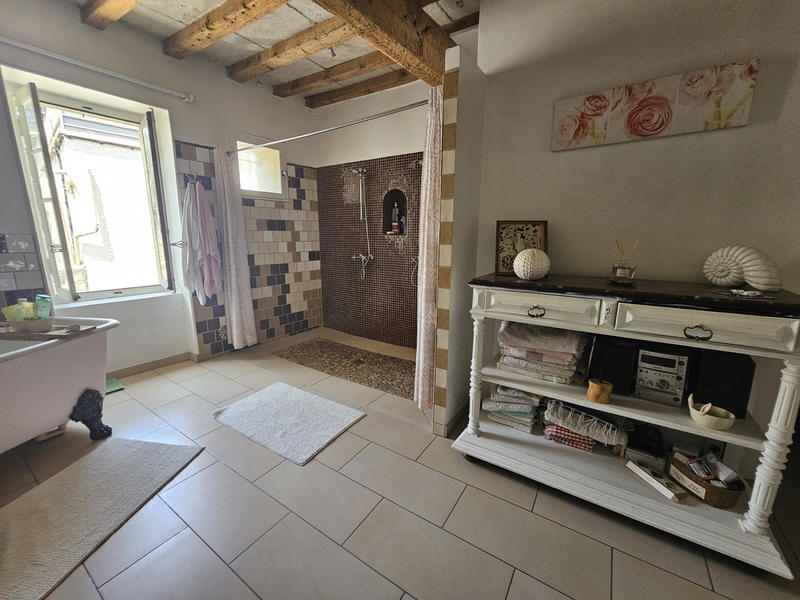 Maison de village - 218 m² - 8 pièces
