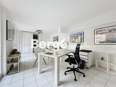 Local commercial - 54 m²