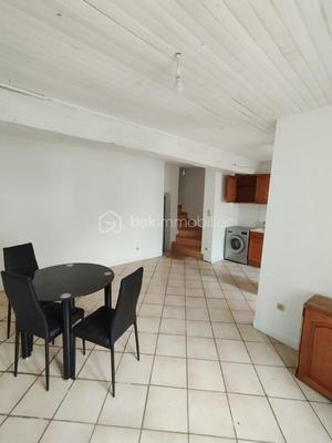 Maison - 65 m² - 5 pièces