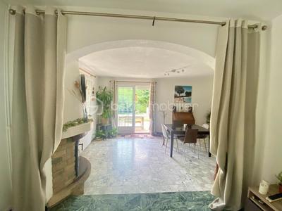 Maison - 135 m² - 6 pièces