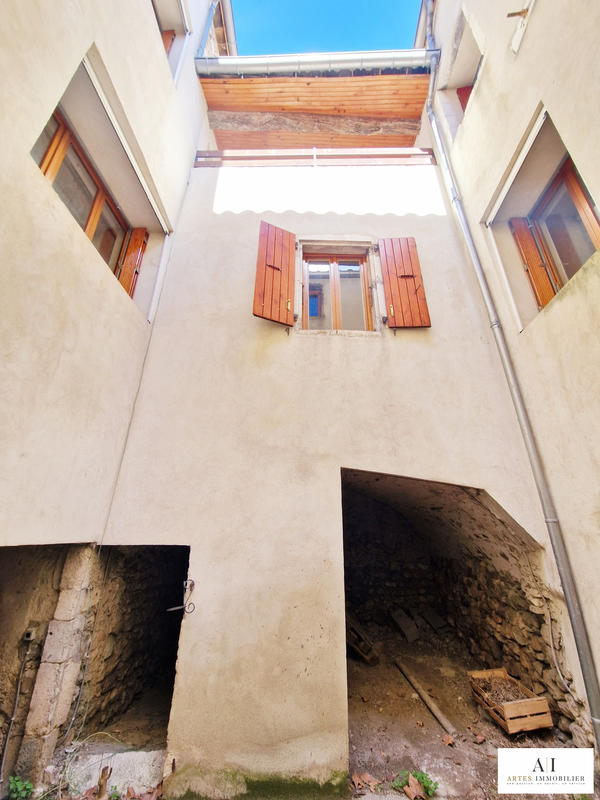 Maison ancienne - 200 m² - 9 pièces