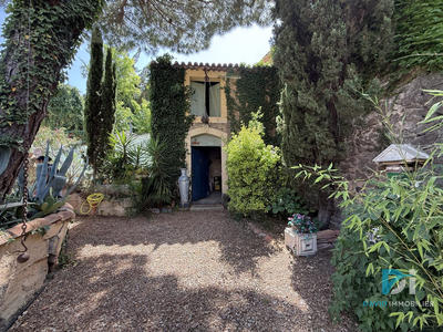 Maison - 215 m² - 7 pièces