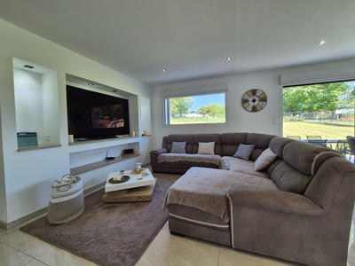 Maison - 145 m² - 6 pièces