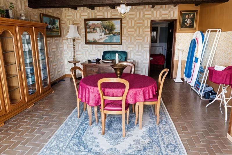 Maison - 196 m² - 7 pièces