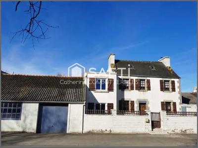 Maison - 160 m² - 9 pièces