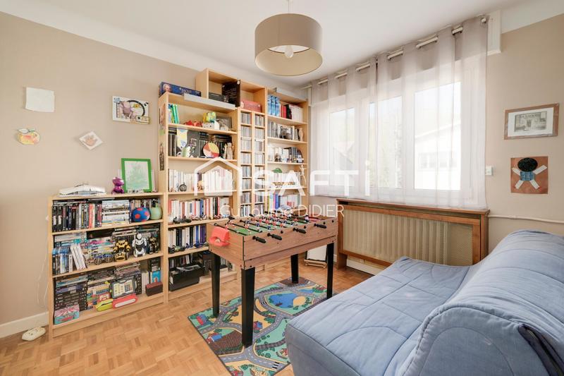 Maison - 170 m² - 6 pièces