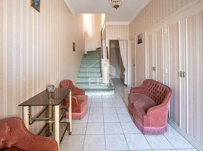 Maison - 170 m² - 8 pièces