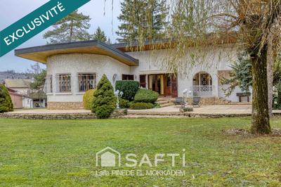 Maison - 150 m² - 5 pièces