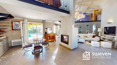 Maison - 160 m² - 4 pièces