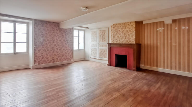 Maison - 260 m² - 9 pièces