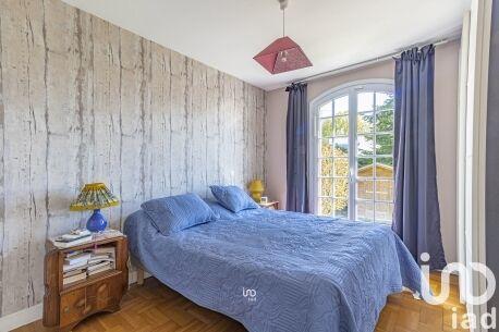 Maison - 185 m² - 8 pièces