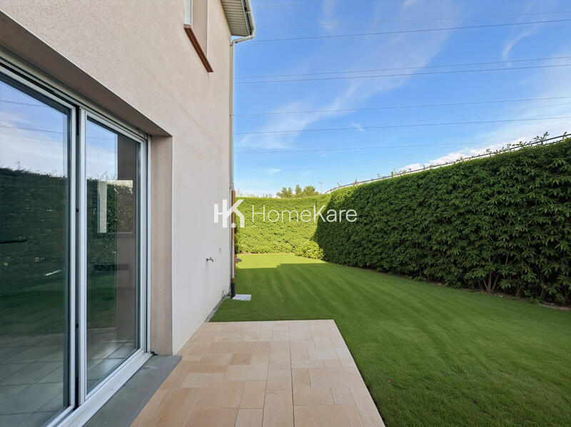 Maison - 85 m² - 4 pièces