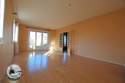 Maison - 96 m² - 5 pièces