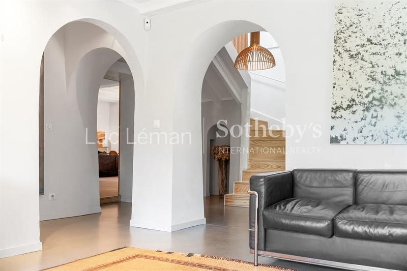 Maison - 500 m² - 11 pièces