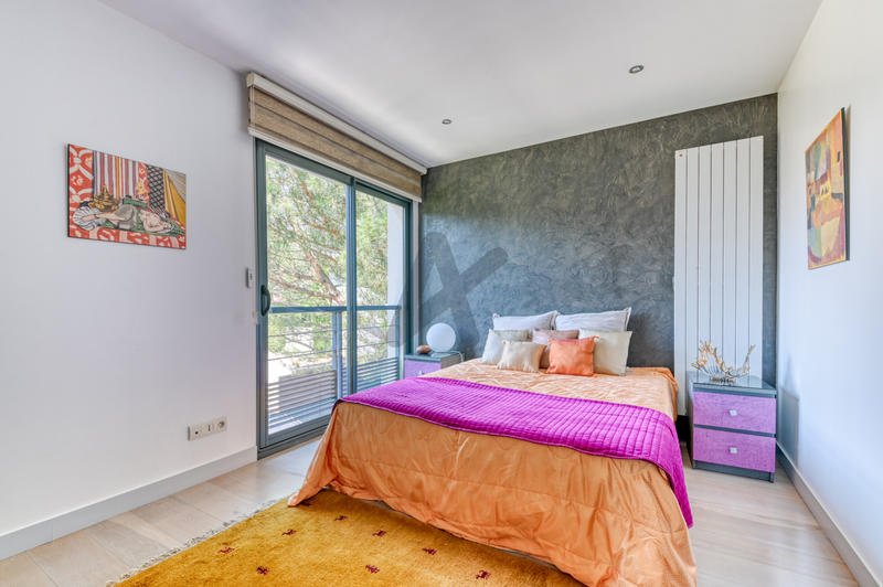 Maison - 217 m² - 6 pièces