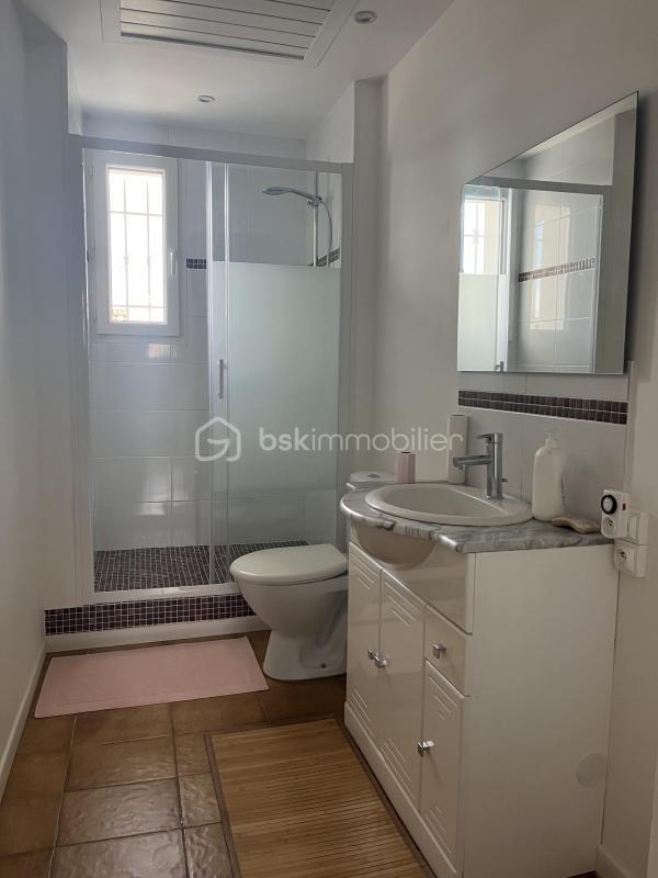 Maison traditionnelle - 140 m² - 7 pièces