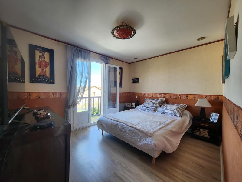 Maison - 115 m² - 7 pièces