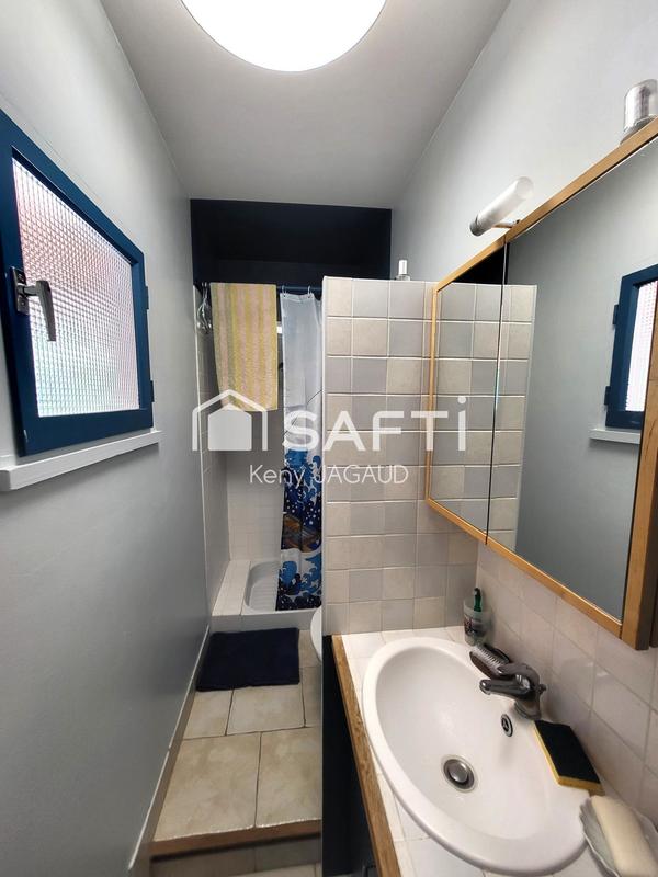 Maison - 211 m² - 8 pièces