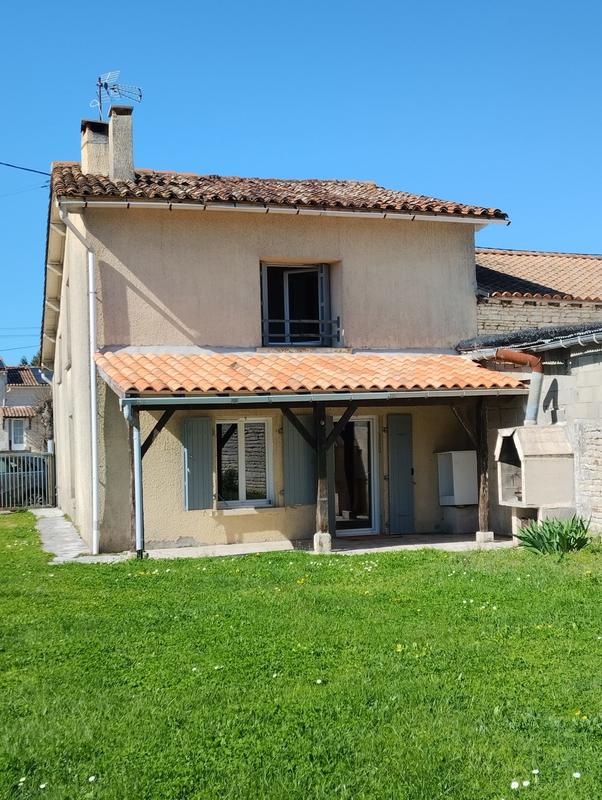 Maison - 98 m² - 5 pièces