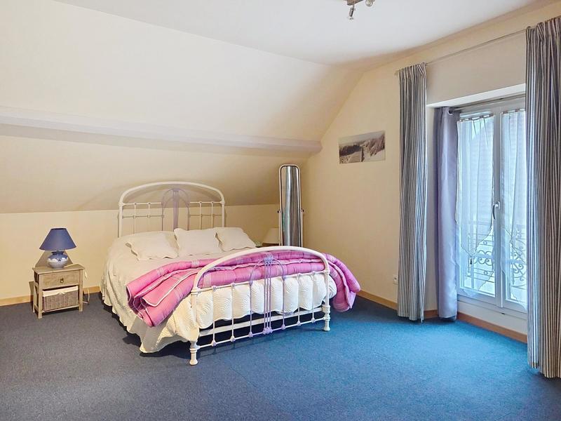 Maison - 138 m² - 5 pièces