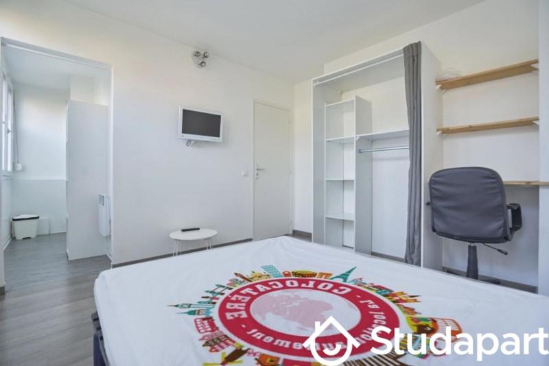 Chambre - 15 m² - 1 pièce