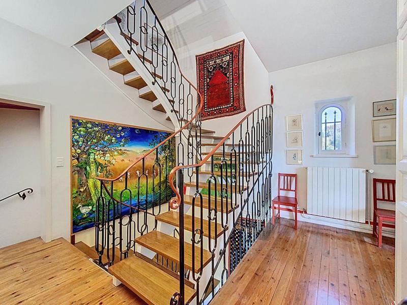 Maison - 260 m² - 10 pièces