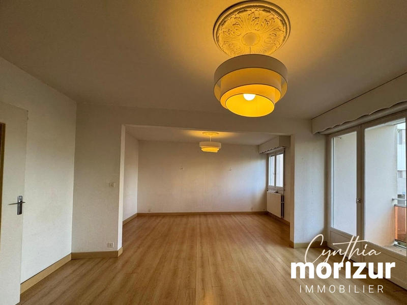 Appartement - 101 m² - 4 pièces