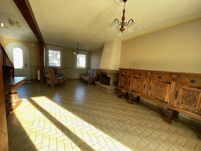 Maison - 98 m² - 6 pièces