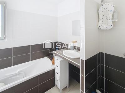 Maison - 89 m² - 4 pièces