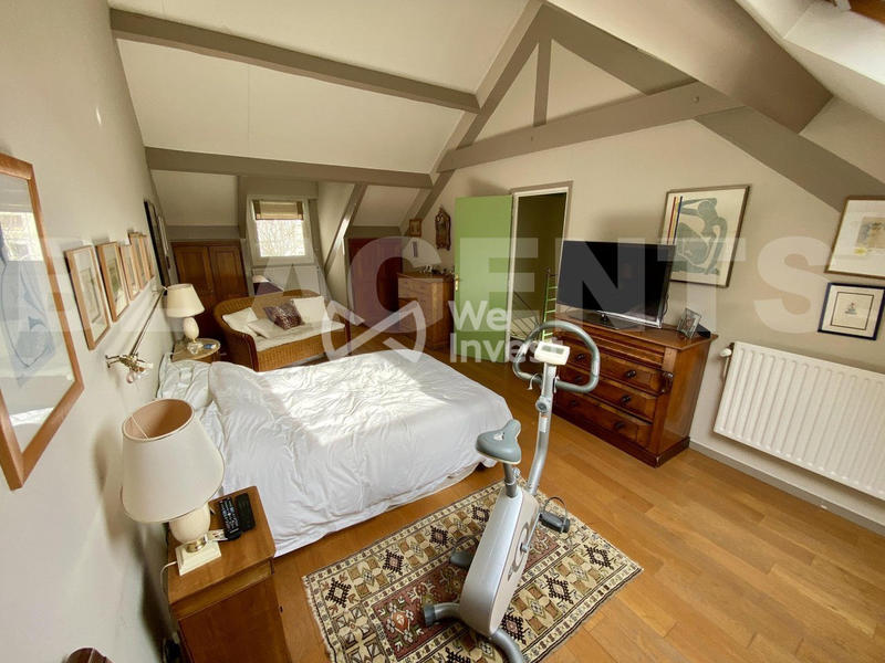 Maison - 140 m² - 5 pièces