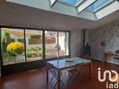 Maison - 167 m² - 8 pièces