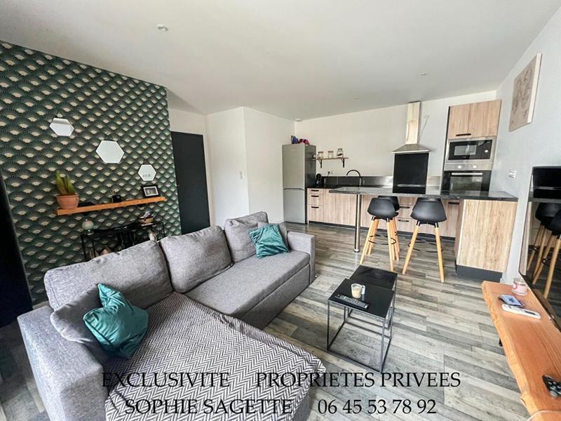 Maison - 257 m² - 8 pièces