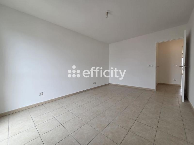 Appartement - 80 m² - 3 pièces