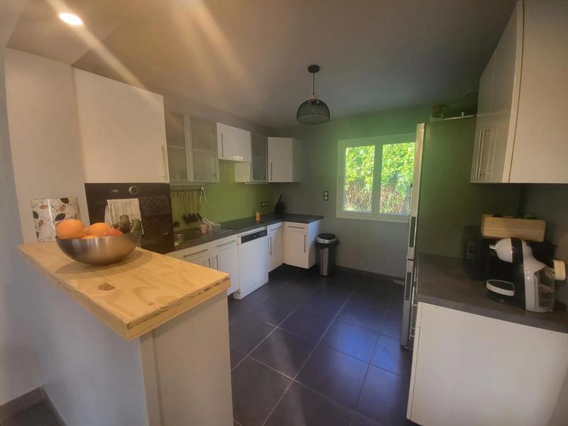 Maison - 79 m² - 6 pièces