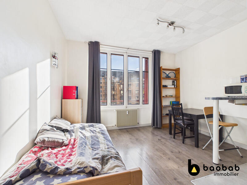 Appartement - 148 m² - 6 pièces