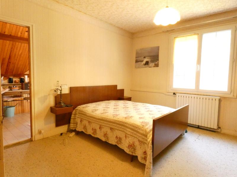 Maison - 180 m² - 7 pièces