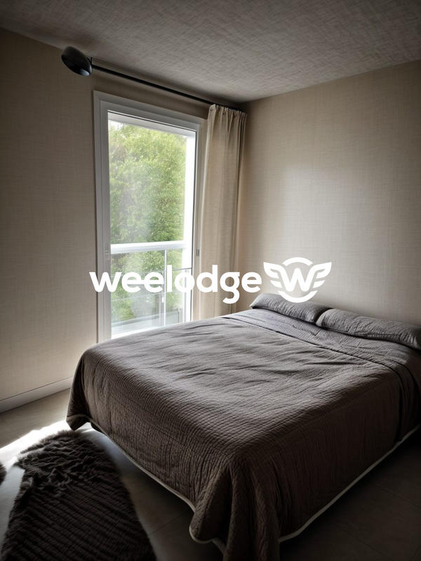 Appartement - 80 m² - 4 pièces