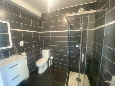 Maison - 83 m² - 5 pièces